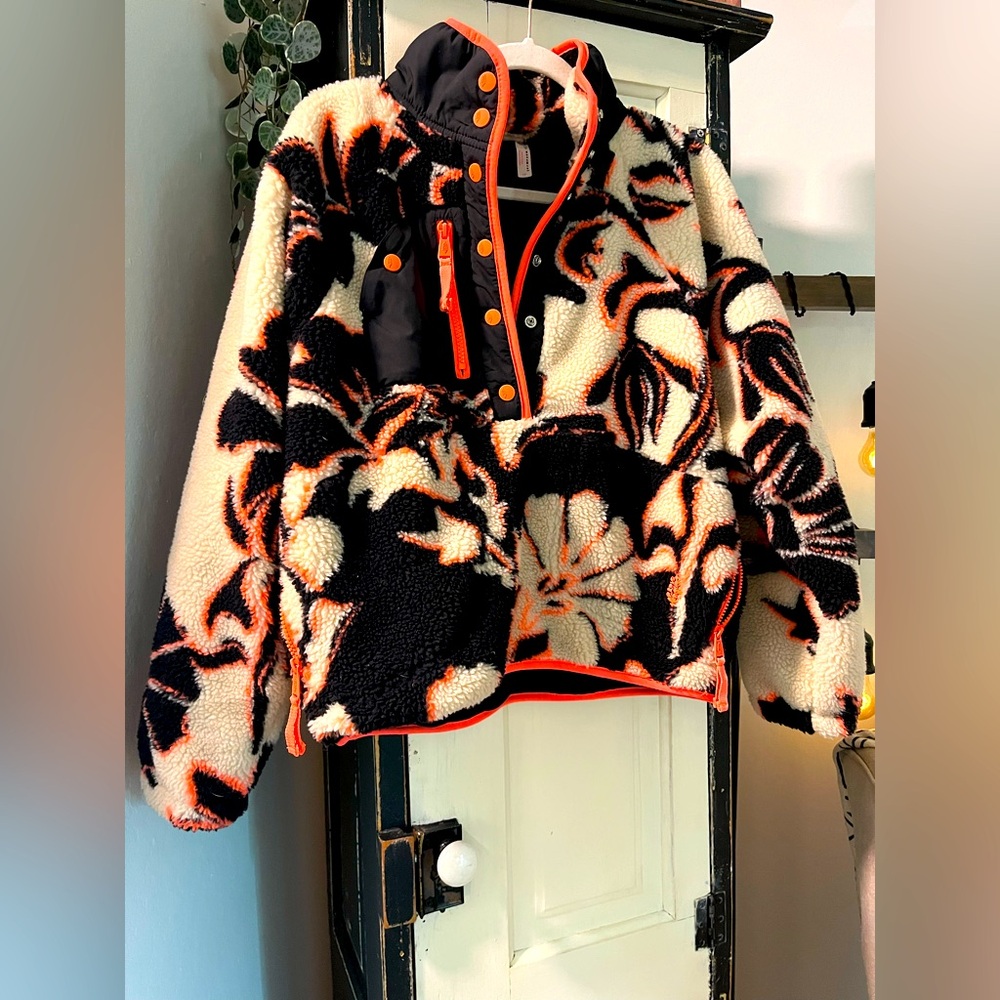 Free People Hit the Slopes Magnolia Floral Combo